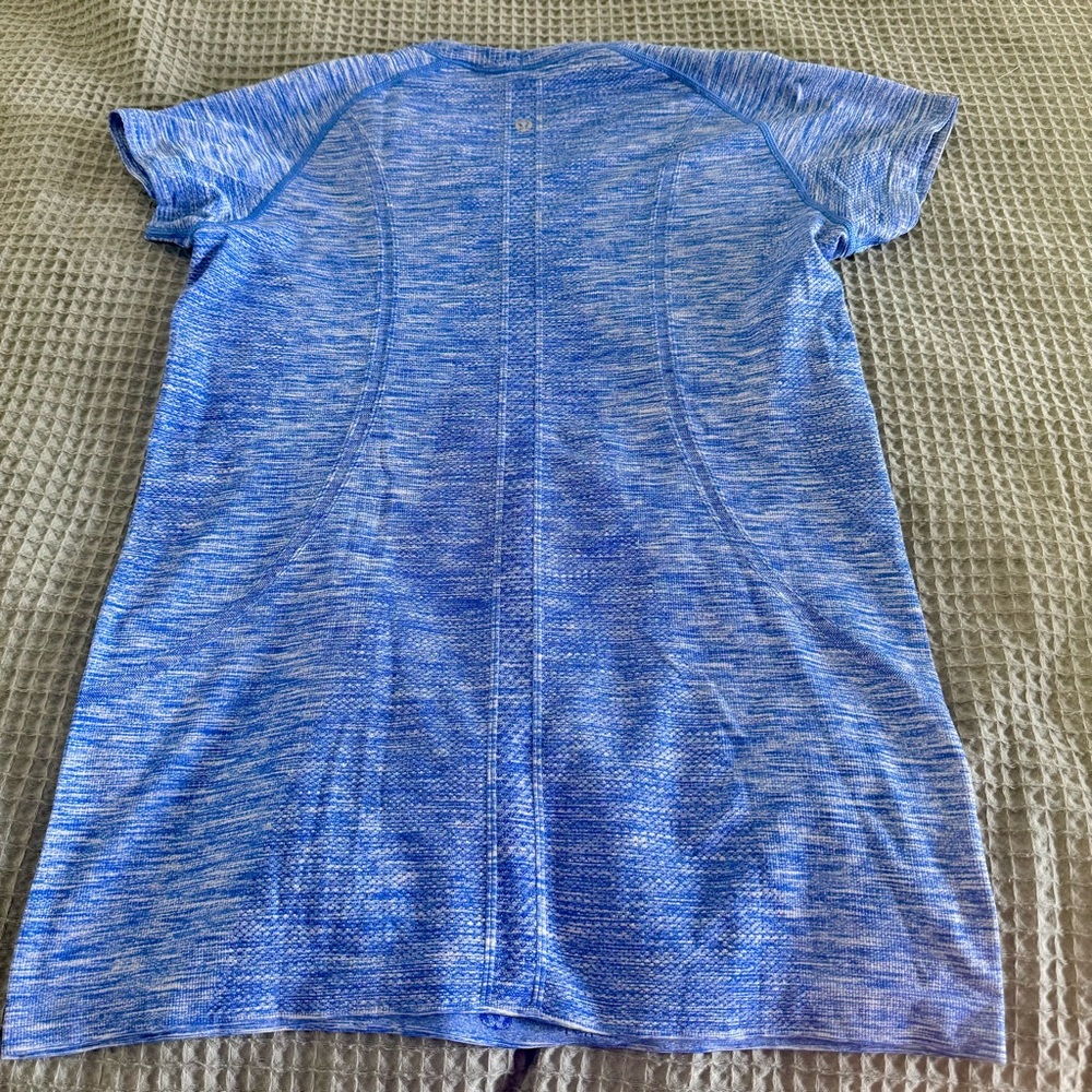 lululemon athletica Blue Heather Short Sleeve Tee - Picture 4 of 4